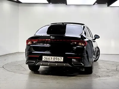 Kia K5 2020, 107559 км, за 9816.03 USD