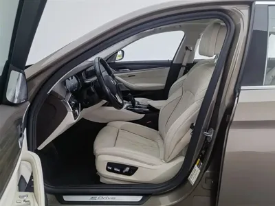 BMW 5 Series New Energy 2018, 61000 км, за 16054.43 USD - фото 10