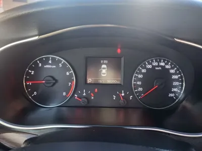 Kia K7 2016, 98388 км, за 5057.8 USD - фото 8
