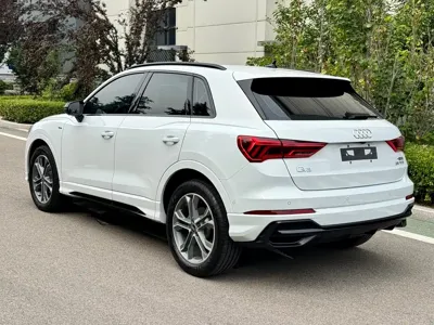 Audi Q3 2023, 16000 км, за 28516.22 USD