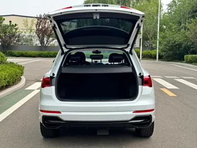 Audi Q3 2023, 16000 км, за 28516.22 USD - фото 7