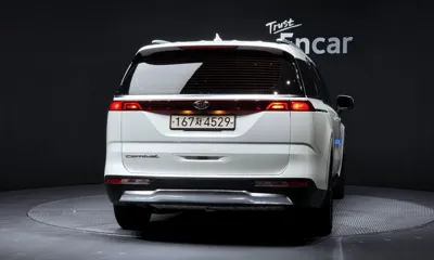 Kia Canival 2021, 93600 км, за 17669.46 USD