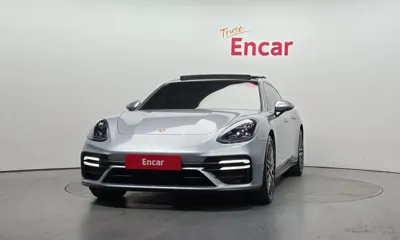 Porsche Panamera 2022, 14263 км, за 74432.79 USD