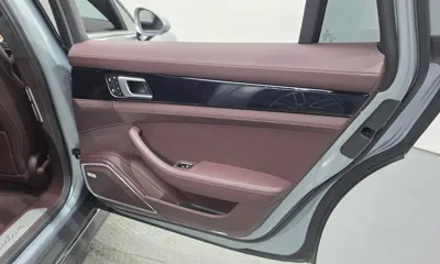 Porsche Panamera 2022, 14263 км, за 74432.79 USD - фото 25