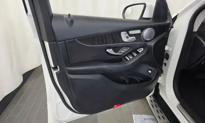 Mercedes-Benz GLC-Class 2017, 114987 км, за 15628.67 USD - фото 24