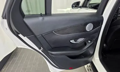 Mercedes-Benz GLC-Class 2017, 114987 км, за 15628.67 USD - фото 25