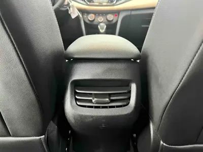 Chevrolet Monza 2023, 34000 км, за 9387.69 USD - фото 13
