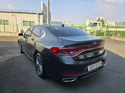 Hyundai Grandeur 2018, 95969 км, за 9580.44 USD