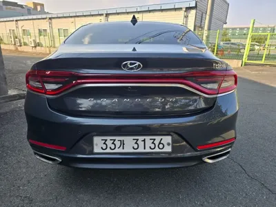 Hyundai Grandeur 2018, 95969 км, за 9580.44 USD
