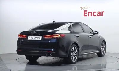 Kia K5 2016, 68379 км, за 6367.34 USD