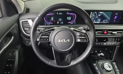 Kia Seltos 2025, 31700 км, за 15471.62 USD - фото 12