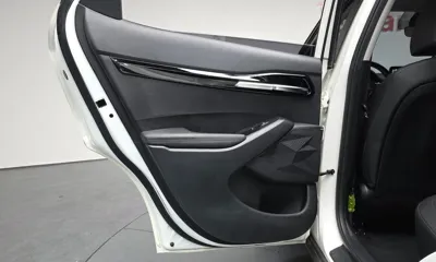 Kia Seltos 2022, 44553 км, за 12472.1 USD - фото 25
