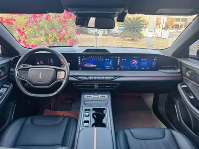 Lincoln Z 2022, 48000 км, за 18887.57 USD