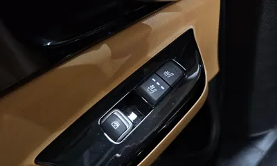 Kia Canival 2021, 125125 км, за 12365.69 USD - фото 18