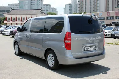 Hyundai Starex 2017, 58241 км, за 9124.33 USD - фото 6