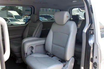 Hyundai Starex 2017, 58241 км, за 9124.33 USD - фото 16