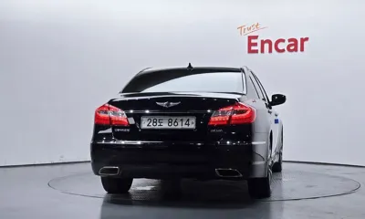 Hyundai Genesis 2014, 176938 км, за 3959.55 USD