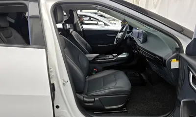 Kia EV6 2023, 43660 км, за 22661.58 USD - фото 11