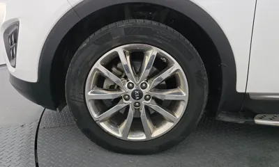 Kia Sorento 2016, 101850 км, за 9446.26 USD