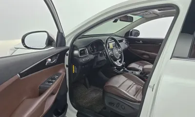 Kia Sorento 2016, 101850 км, за 9446.26 USD - фото 10
