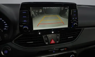 Hyundai i30 2018, 56443 км, за 8332.25 USD - фото 16