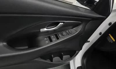 Hyundai i30 2018, 56443 км, за 8332.25 USD - фото 28