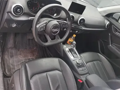 Audi Q2L 2024, 9600 км, за 15449.97 USD - фото 12