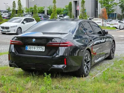 BMW 5-Series 2026, 10000 км, за 81396.07 USD
