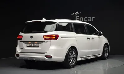 Kia Canival 2020, 53940 км, за 9915.4 USD
