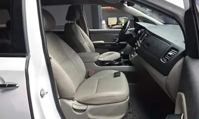 Kia Canival 2020, 53940 км, за 9915.4 USD - фото 11