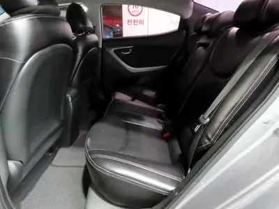 Hyundai Avante 2012, 105803 км, за 2231.85 USD - фото 11