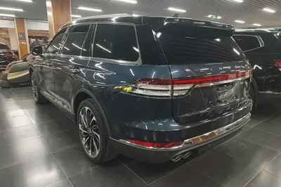 Lincoln Aviator 2021, 67800 км, за 40216 USD