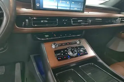 Lincoln Aviator 2021, 67800 км, за 40216 USD - фото 16