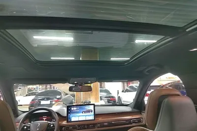 Lincoln Aviator 2021, 67800 км, за 40216 USD - фото 21