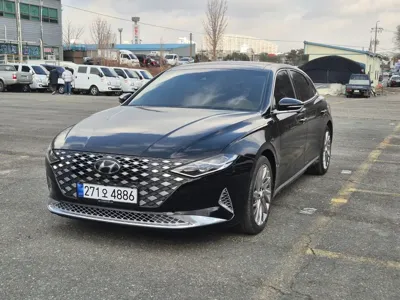 Hyundai Grandeur 2022, 46000 км, за 13456.74 USD