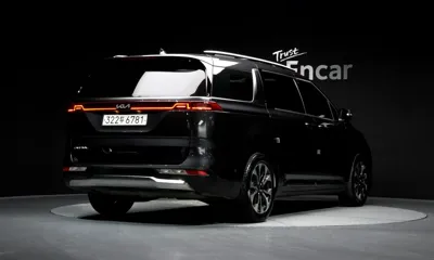 Kia Canival 2023, 118215 км, за 17001.44 USD