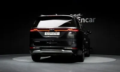 Kia Canival 2023, 118215 км, за 17001.44 USD