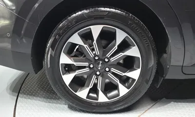Kia Canival 2023, 118215 км, за 17001.44 USD