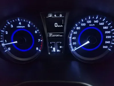 Hyundai Grandeur 2015, 221236 км, за 2410.42 USD - фото 8