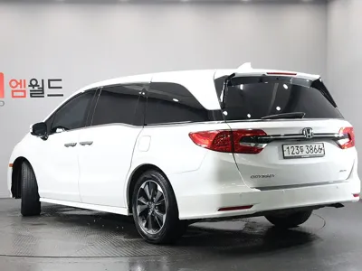 Honda Odyssey 2023, 90926 км, за 22252.86 USD