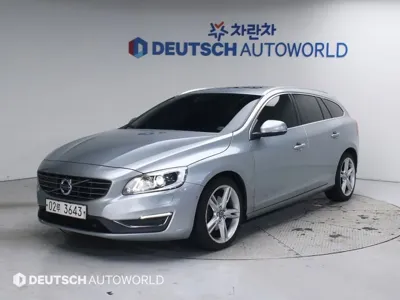 Volvo V60 2018, 232706 км, за 4294.68 USD