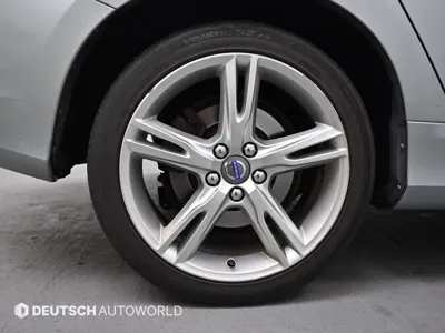 Volvo V60 2018, 232706 км, за 4294.68 USD