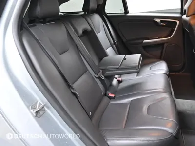 Volvo V60 2018, 232706 км, за 4294.68 USD - фото 12