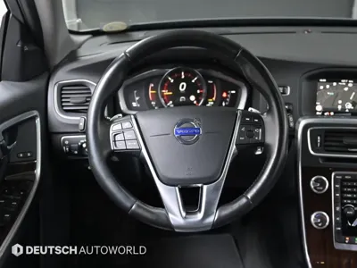 Volvo V60 2018, 232706 км, за 4294.68 USD - фото 13