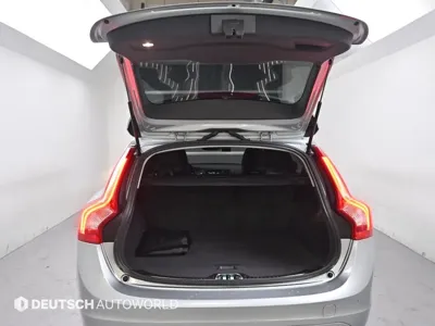 Volvo V60 2018, 232706 км, за 4294.68 USD - фото 20