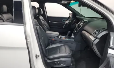 Ford Explorer 2017, 77152 км, за 10174.61 USD - фото 11