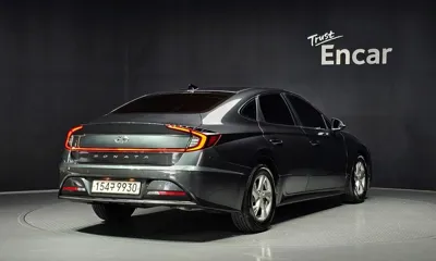 Hyundai Sonata 2020, 83624 км, за 8861.76 USD