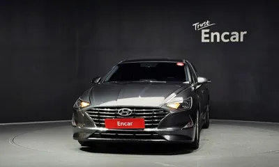 Hyundai Sonata 2020, 83624 км, за 8861.76 USD