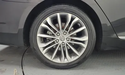Hyundai Genesis 2014, 154138 км, за 5939.87 USD
