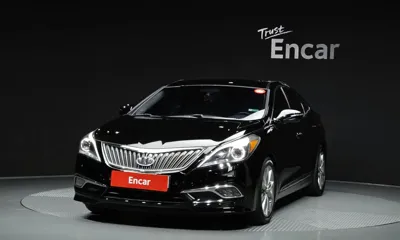 Hyundai Grandeur 2015, 116798 км, за 5144.23 USD